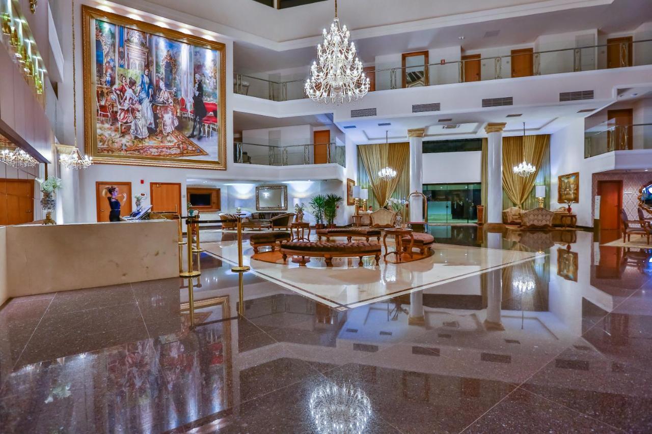 Golden Lis Hotel Boutique Goiania Bagian luar foto Lobby