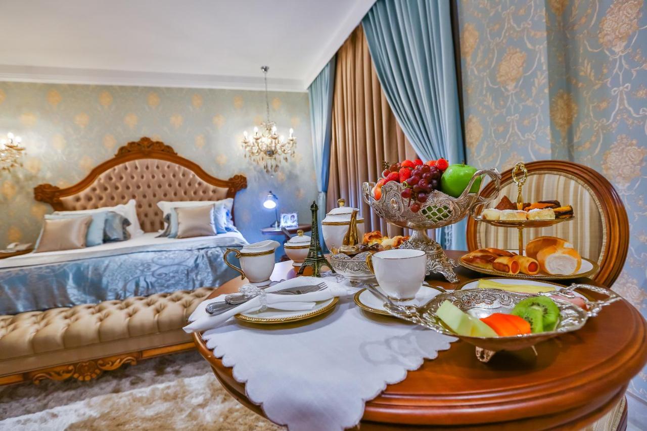 Golden Lis Hotel Boutique Goiania Bagian luar foto A room at the hotel